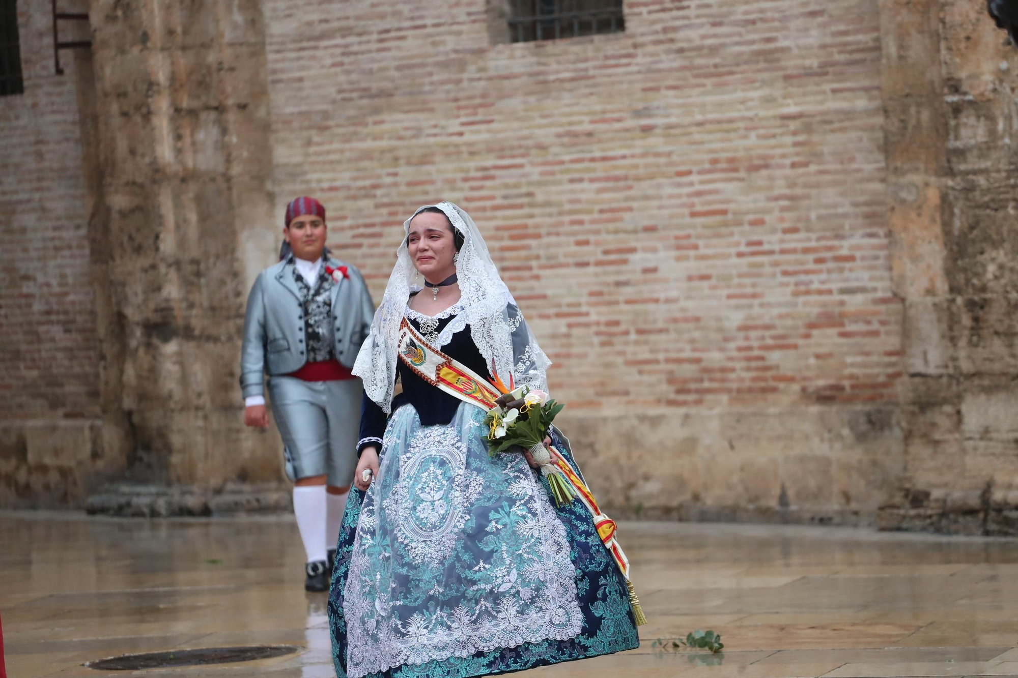 Búscate en el primer día de ofrenda por la calle de la Paz (entre las 17:00 a las 18:00 horas)