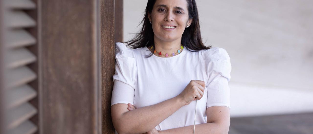 La directora, ayer, en el Auditorio de Tenerife.