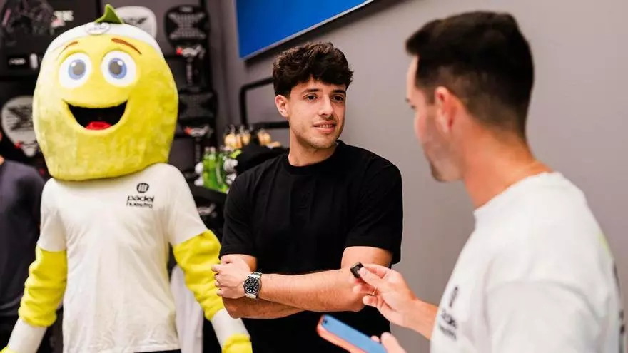 Nike quiere entrar en el mundo del pádel fichando a Tapia: "Estoy muy orgulloso de que se hayan fijado en mí y me haría mucha ilusión"