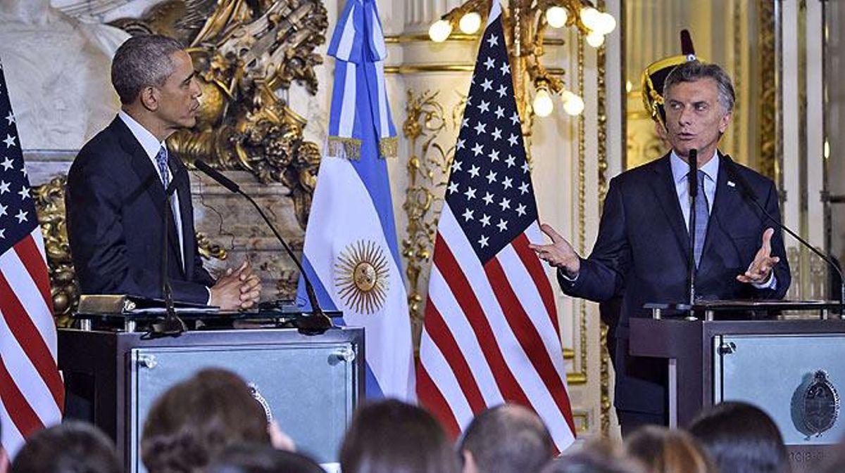 El president argentí, Mauricio Macri, ha rebut el president dels Estats Units, Barack Obama, a la Casa Rosada. Obama està de visita oficial al país.