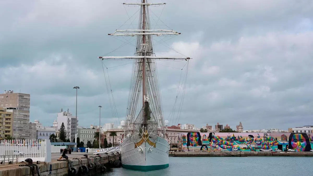 "Elcano" desde dentro: el inmenso privilegio de navegar unos días a bordo del buque