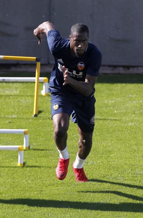 El Valencia CF prepara el partido contra el Legané