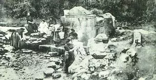 El músculo vecinal  de Gión saca a la luz la histórica fuente de Contrueces