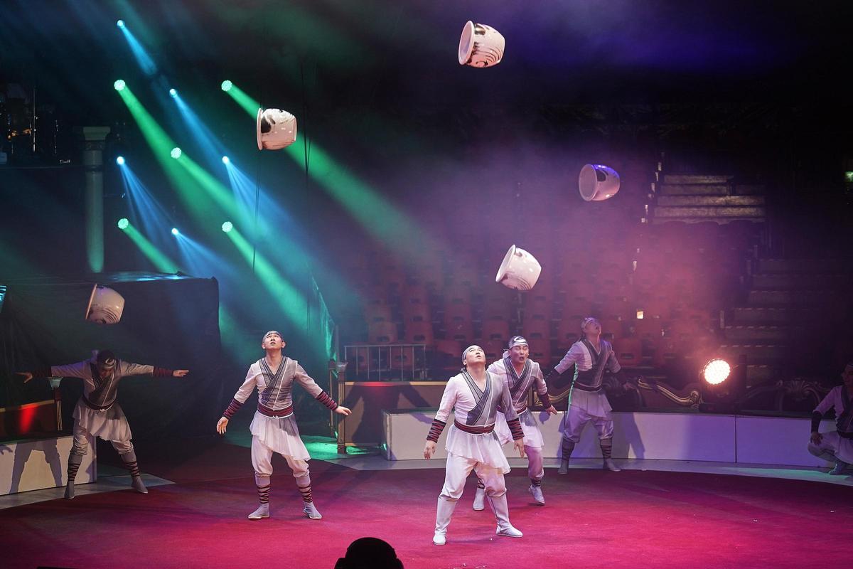 Les millors imatges de la presentació del Festival Internacional de Circ l'Elefant d'Or