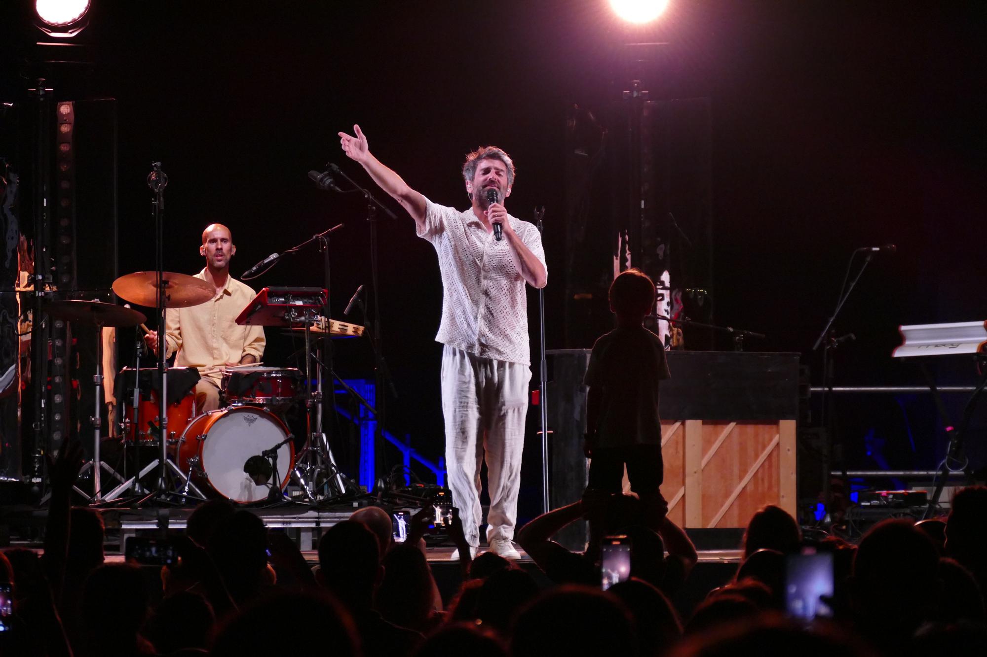 Concert de Joan Dausà al Festival Portalblau de l'Escala