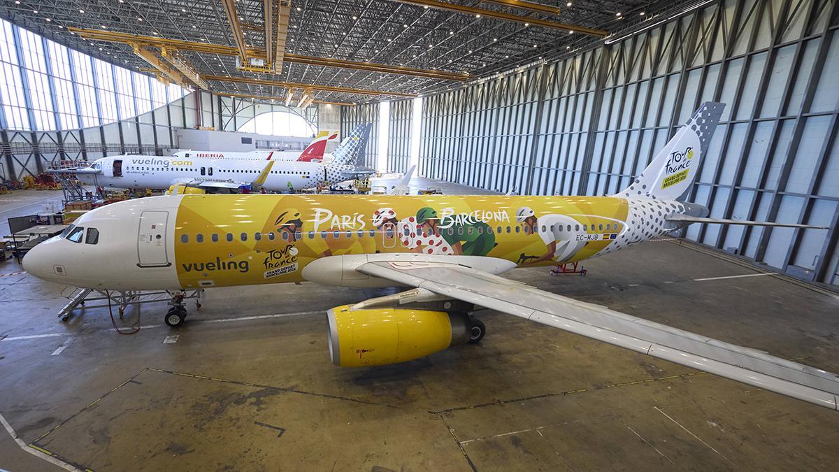 Avión de Vueling para el Tour de Francia de Barcelona