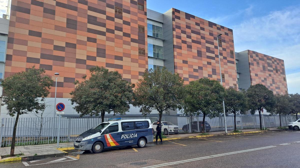 Edificio de los juzgados de Badajoz, en la Ronda Norte.