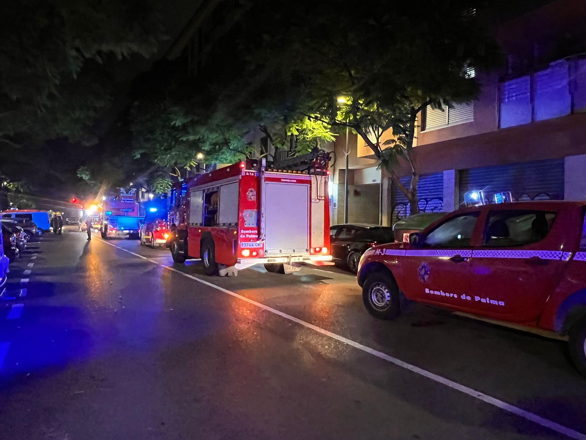 Alarma por un incendio en un coche en un aparcamiento subterráneo en Palma