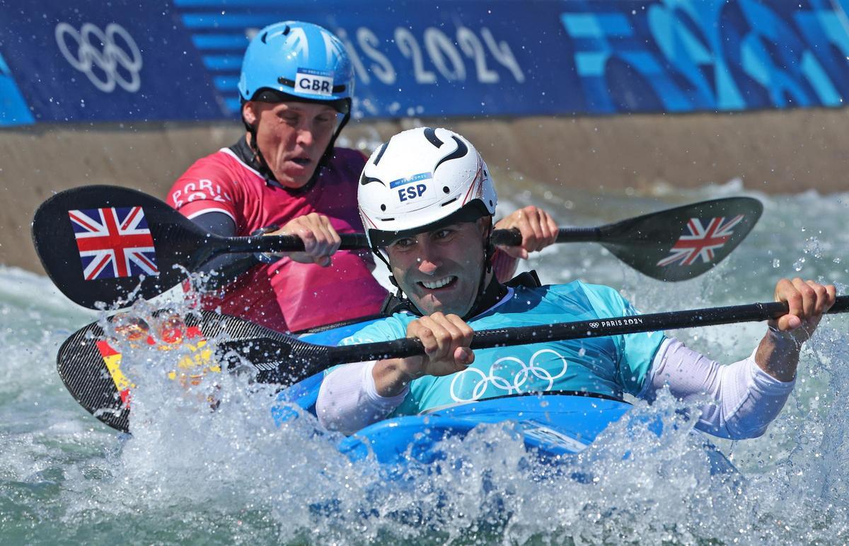 Manuel Ochoa participa en los cuartos del kayak cross.