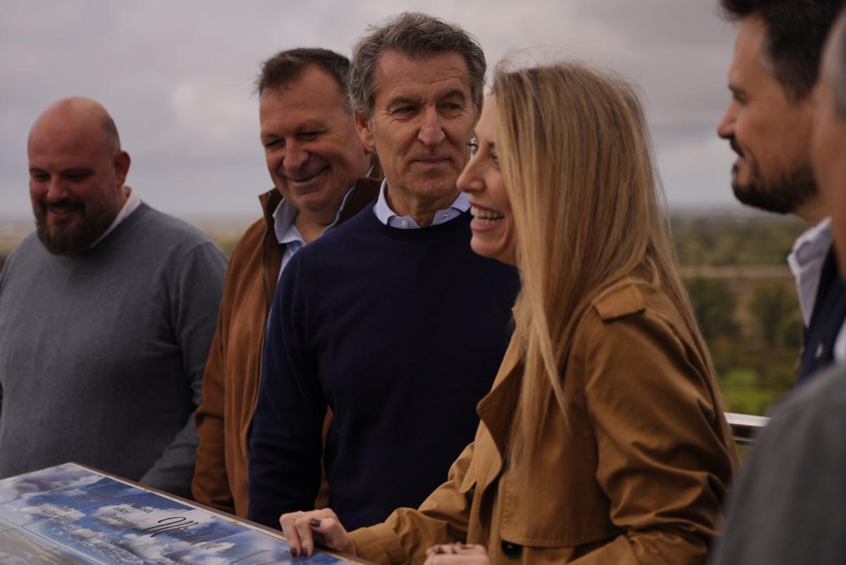 FOTOGALERÍA | El acto de Feijóo y Guardiola en Lobón, en imágenes