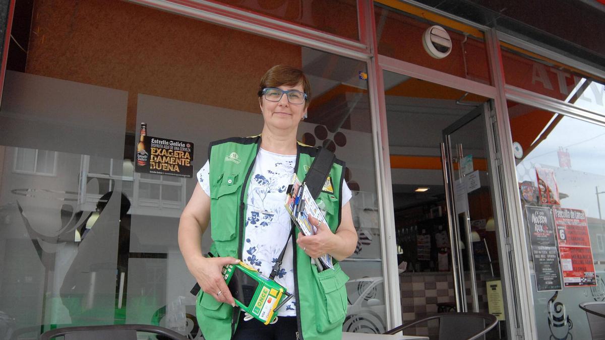 Sandra Villar, vendedora de la ONCE en A Bandeira.