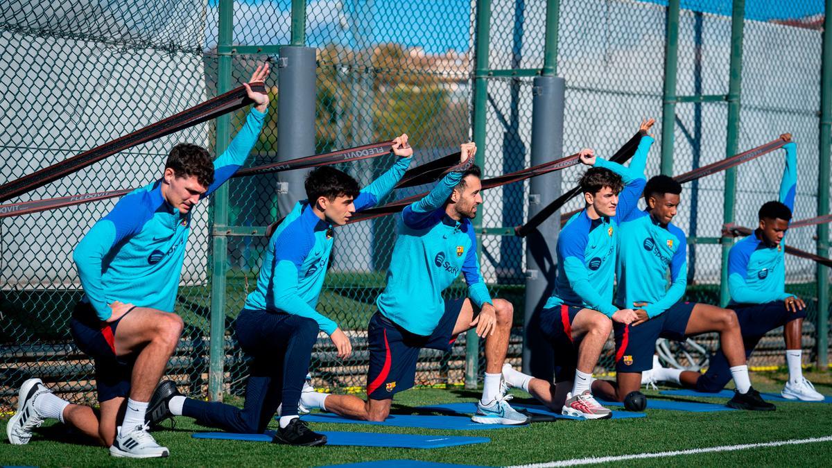 El Barça se entrena tras consolidar su liderazgo en la Liga