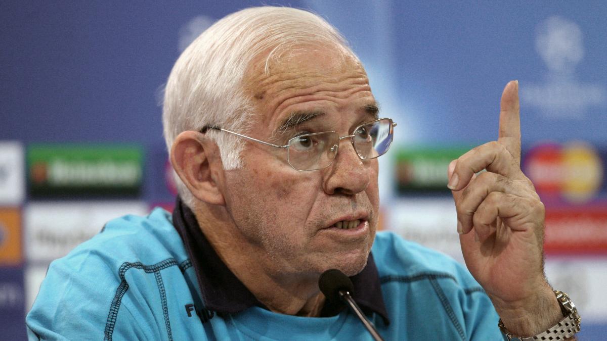 Luis Aragonés, menos de tres meses en el Betis (1981) Luis Aragonés, menos de tres meses en el Betis (1981)