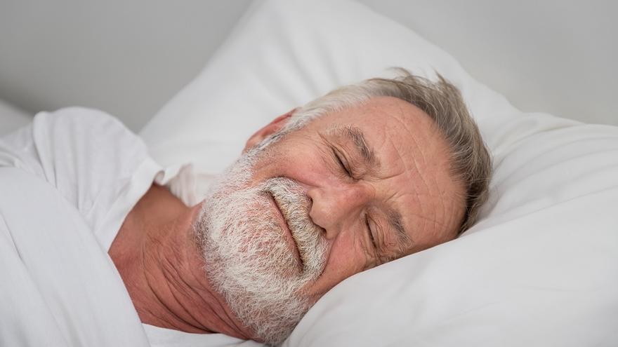 Los consejos que necesitas para dormir bien a partir de los 65 años