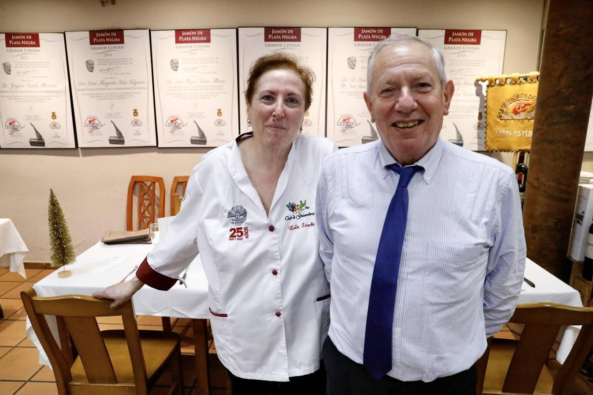 Langostinos, lubina y paletilla para la última Nochebuena en uno de los templos de la cocina en Asturias, que cierra