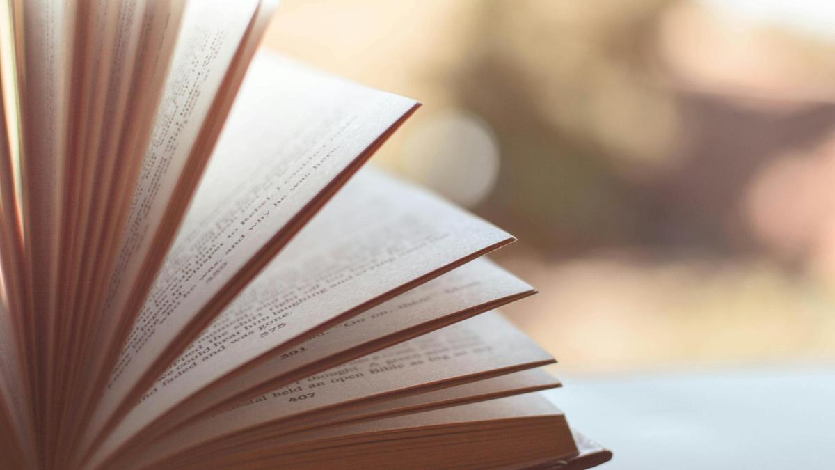 Estos son los cinco libros más vendidos el mes pasado en España (las novelas más esperadas)