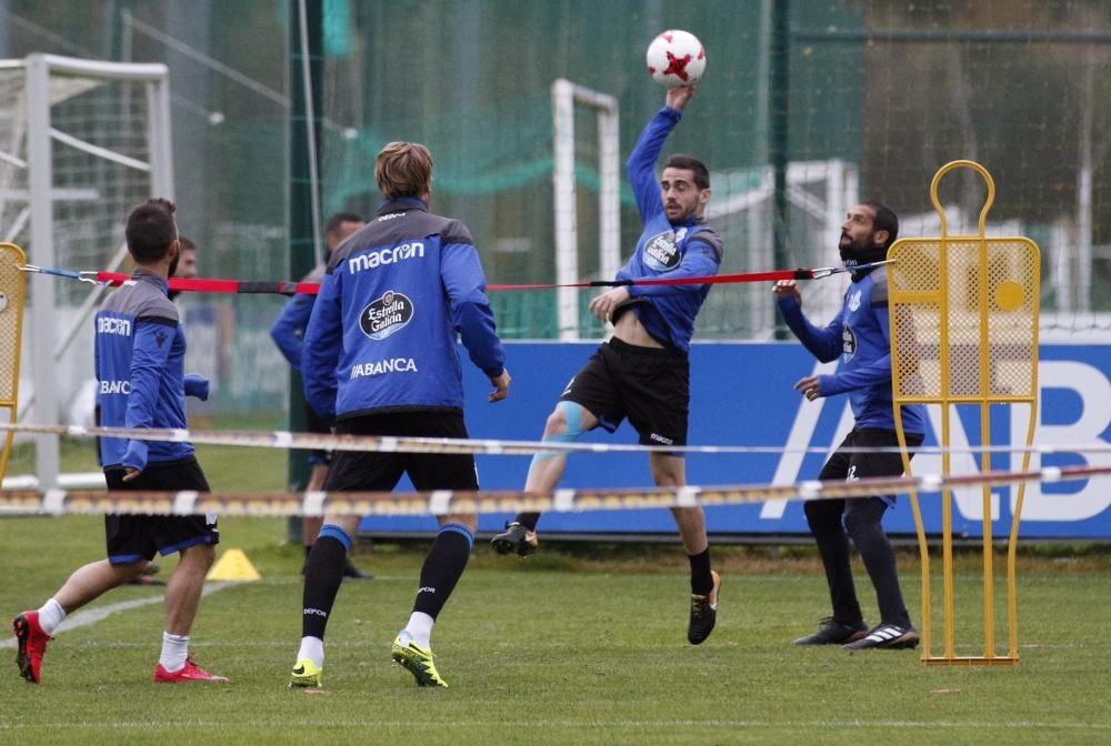 El Dépor se entrena antes del duelo de Copa