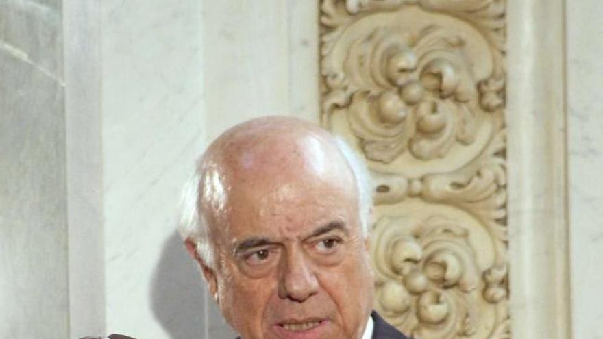 Francisco González.