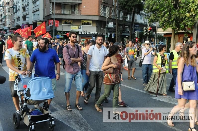 Más de cien voces piden en Murcia "acoger refugiados ya"