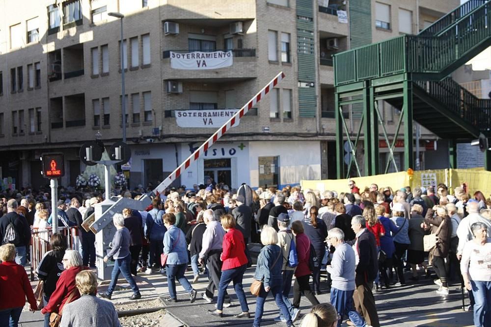 La Virgen de la Fuensanta vuelve a su santuario