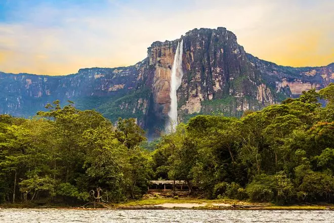 Los expertos advierten: estos son los destinos a los que no deberías viajar en 2023