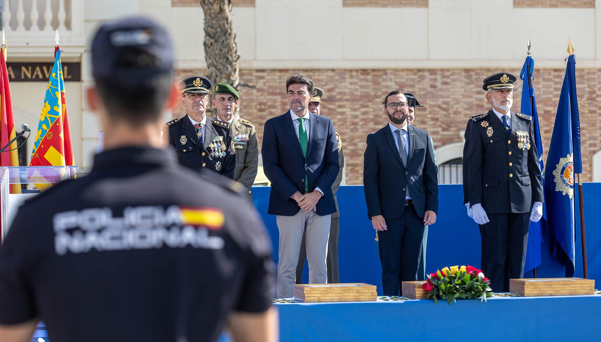 La Policía Nacional celebra en Alicante el día de su patrón