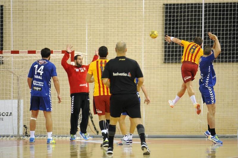 Fotogalería del BM Aragón contra el Barcelona