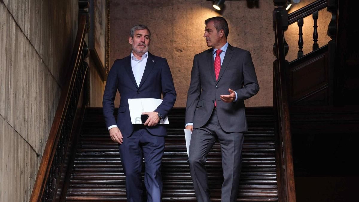 El presidente Fernando Clavijo y su vicepresidente Manuel Domínguez en una imagen de archivo.