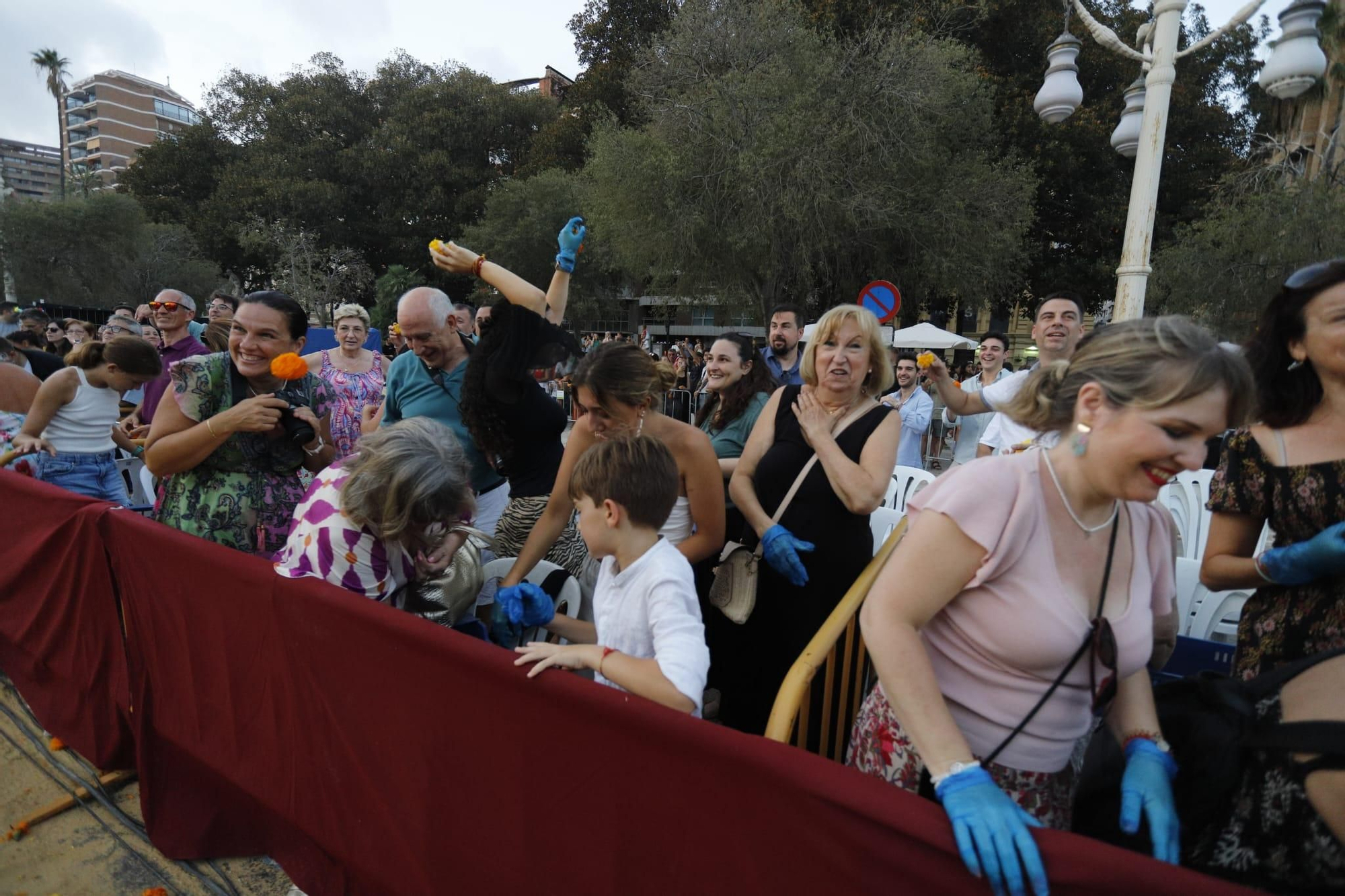 Así ha sido la Batalla de Flores en València 2024