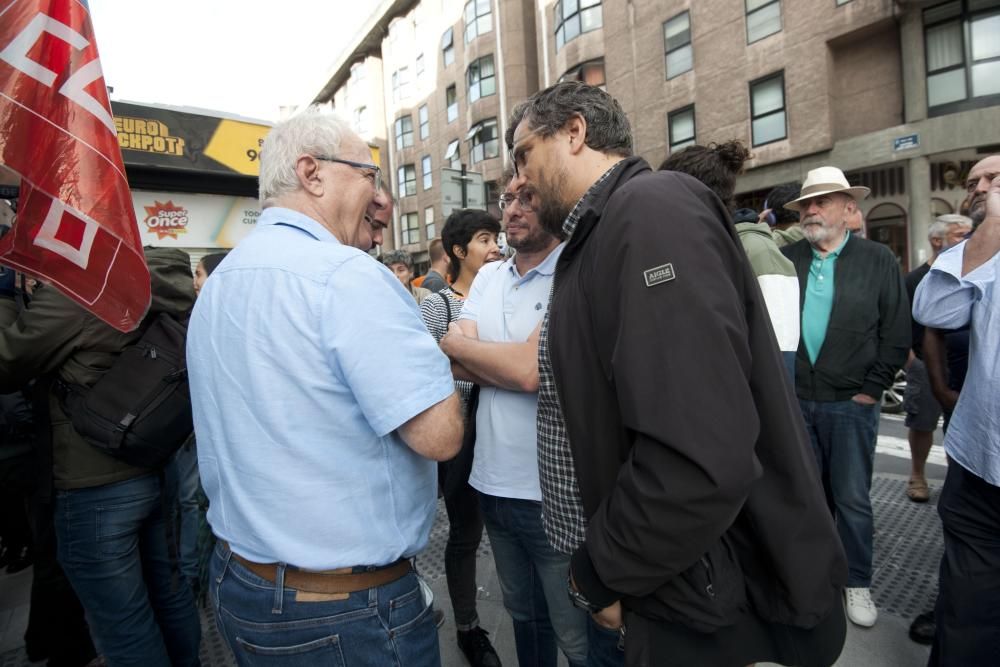 El presidente del comité de empresa, Juan Carlos López Corbacho, declara en A Coruña en el marco de la investigación judicial a sindicalistas por la protesta de Alcoa.