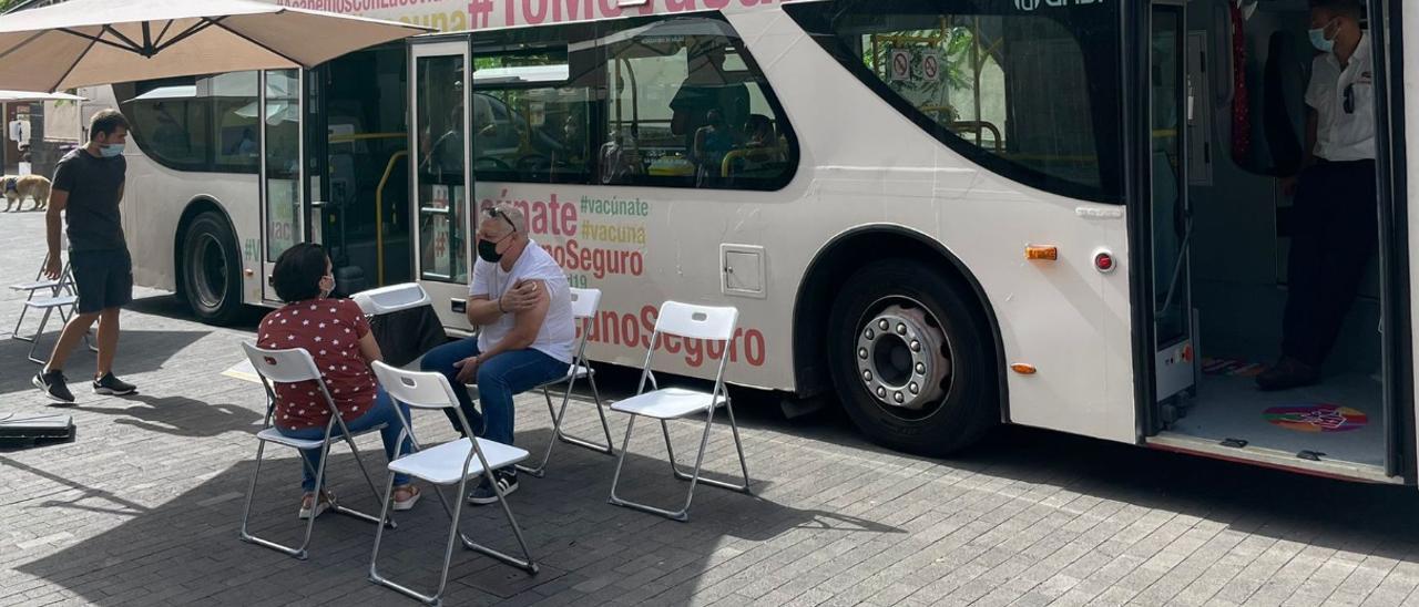 Vacunación contra el covid en Canarias.