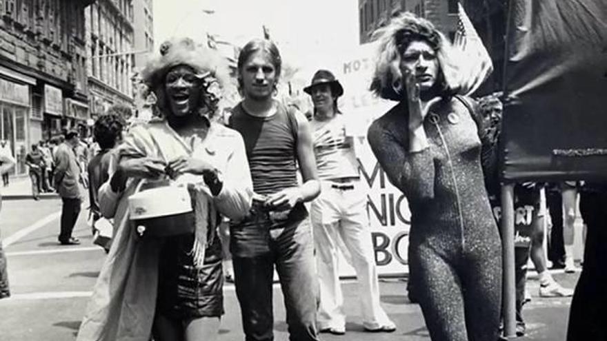 Marcha tras los incidentes de Stonewall en Nueva York en 1969.