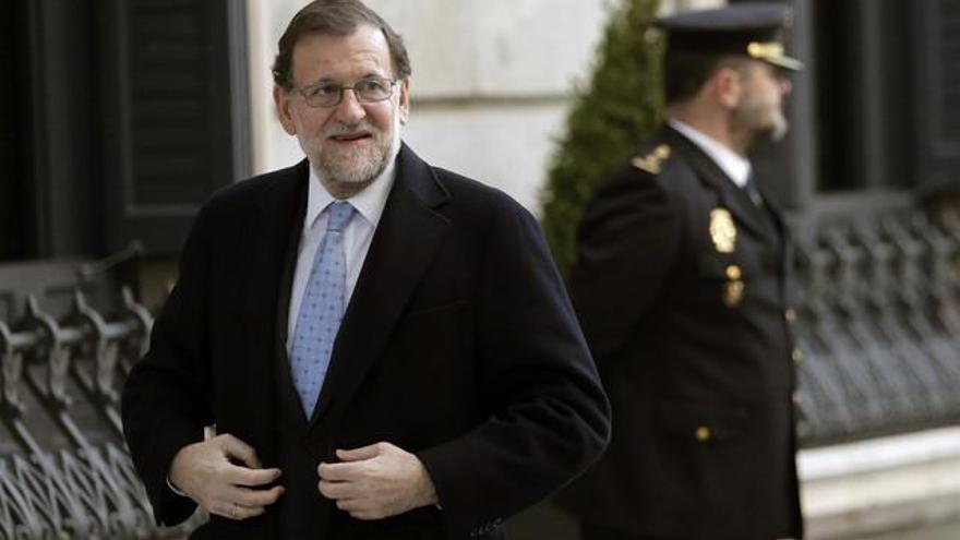 Rajoy acusa a Sánchez de &quot;sectarismo&quot; por no querer pactar con el PP