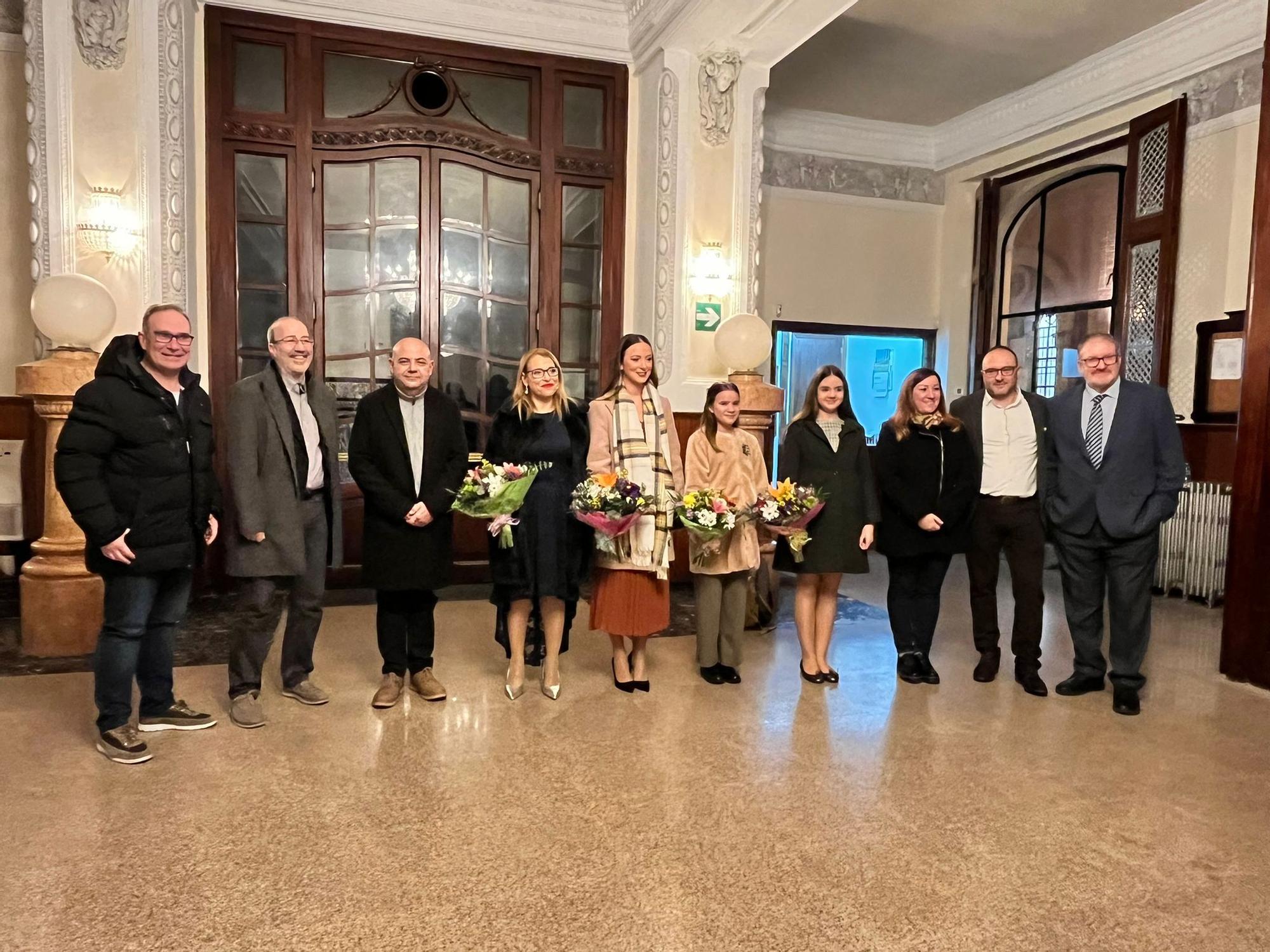 Presentación del llibret de la falla Caputxins.jpeg