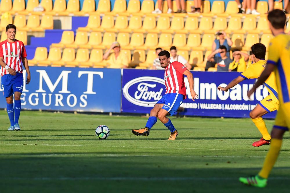 El partido entre el Alcorcón y el Sporting, en imágenes