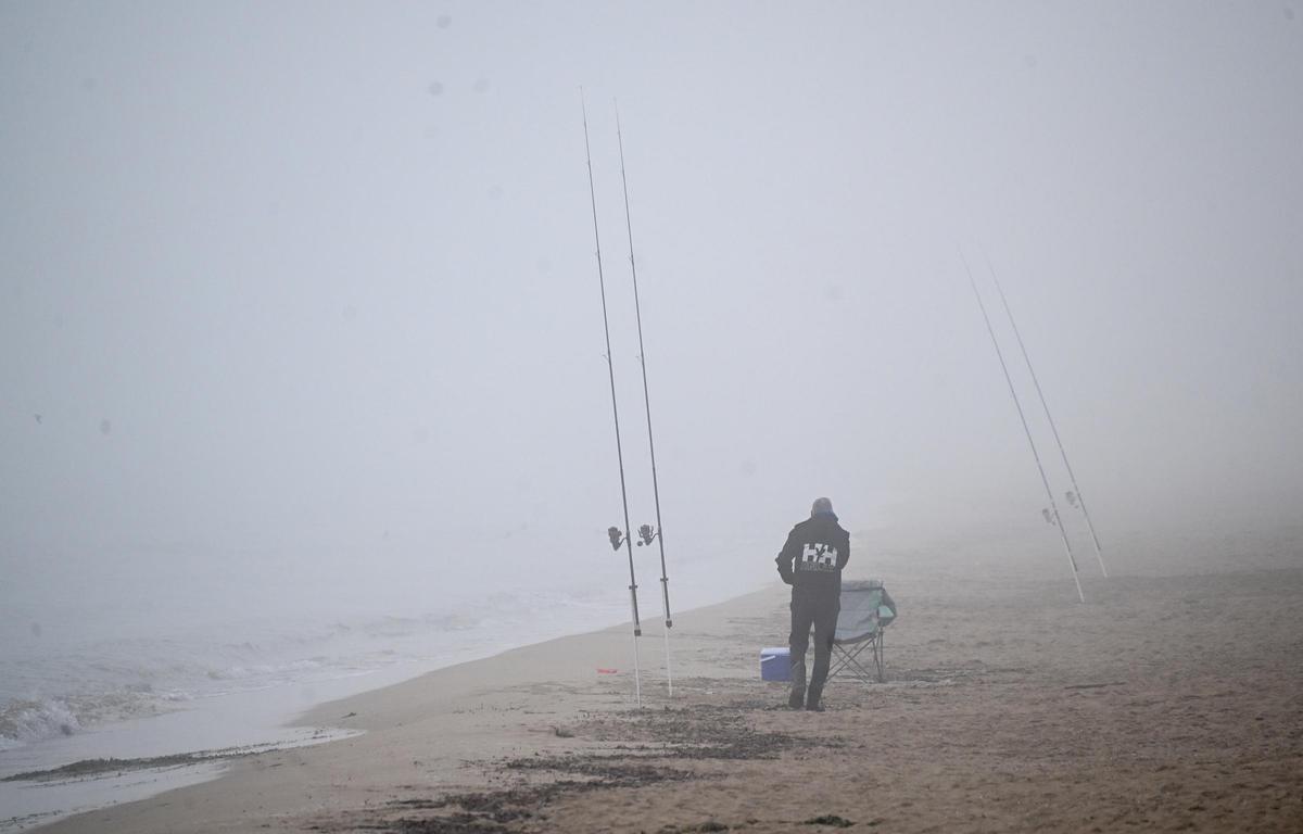 La niebla deja estampas invernales en la provincia de Alicante