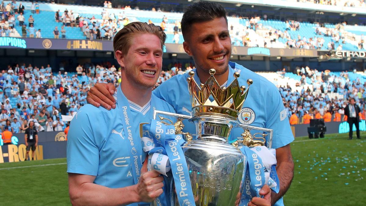 Jugadores del Manchester City celebrando el título de Liga