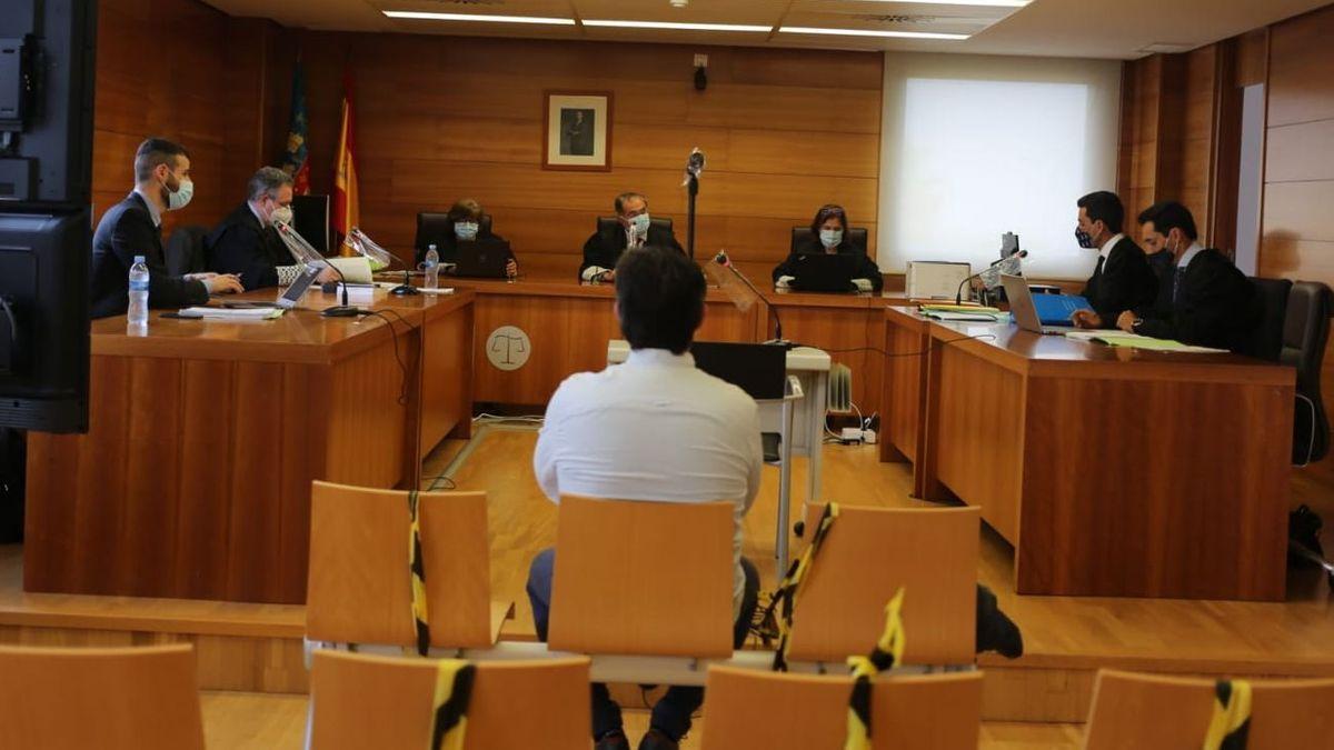 El acusado, durante el juicio