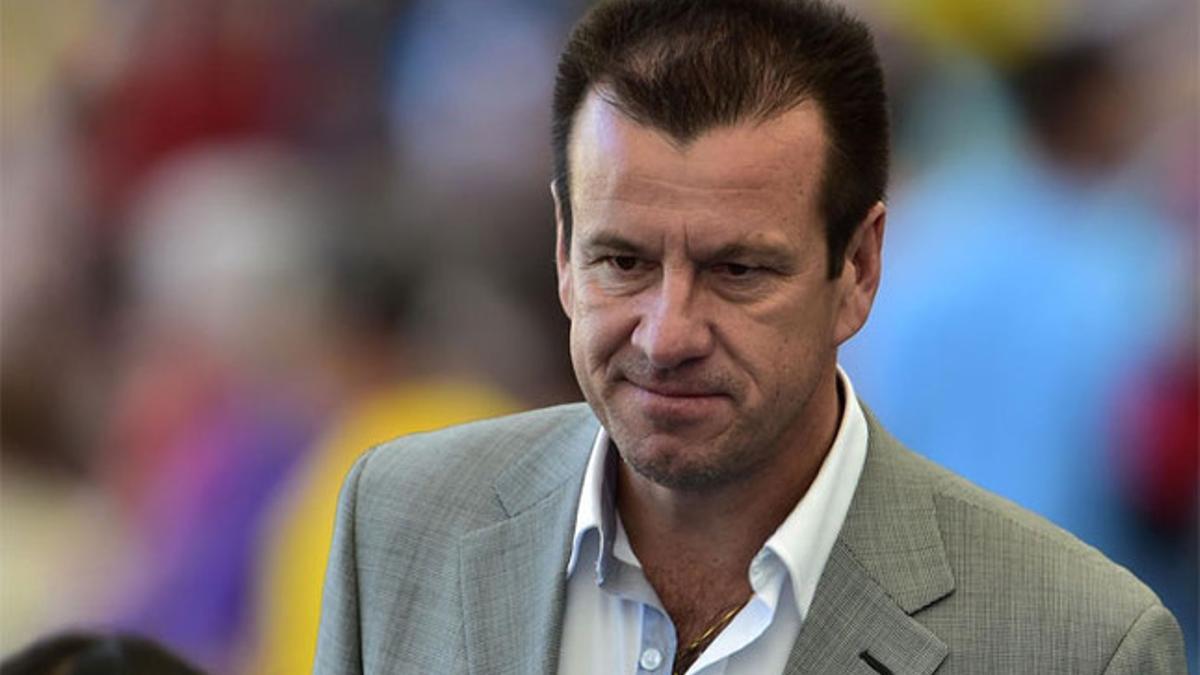 Dunga ha provocado críticas en Brasil antes de ser confirmado como seleccionador