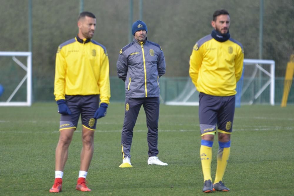 Entrenamiento de la U.D. Las Palmas en Abegondo