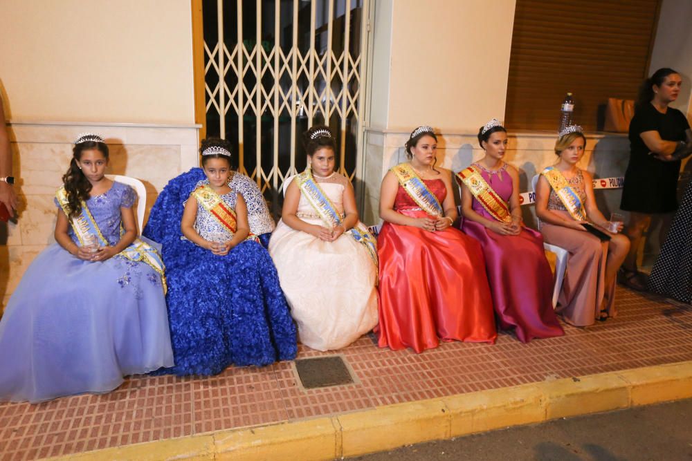 Desfile de carrozas en Daya Nueva