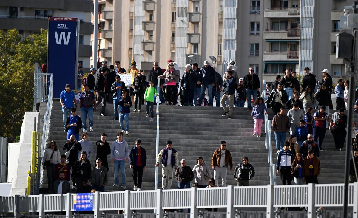 Primer entreno del Barça en el renovado Camp Nou