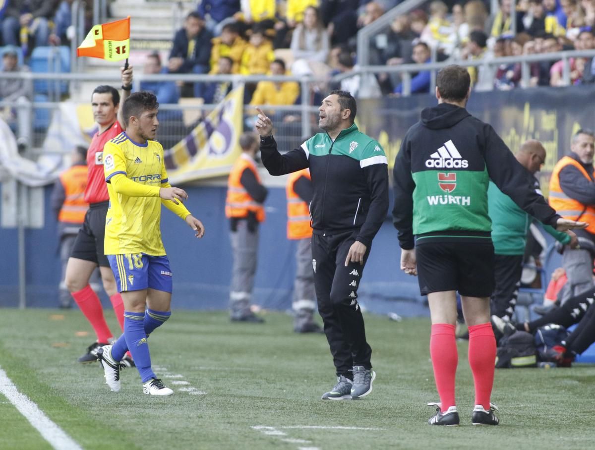 Las imágenes del Cádiz C.F.-Córdoba C.F.