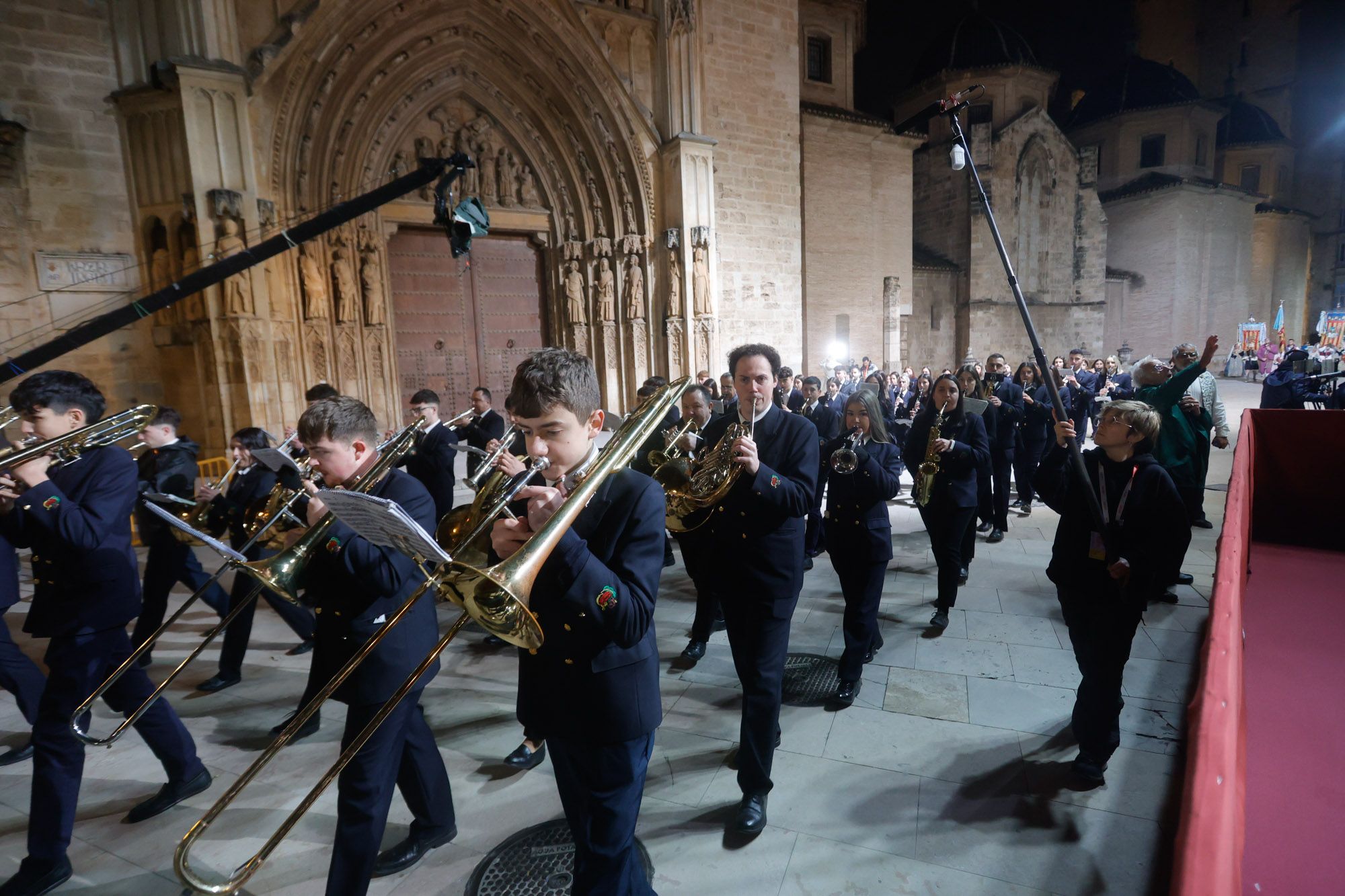 Todas las fotos de la Ofrenda del 17 de marzo por la calle San Vicente de 20:00 a 21:00 horas