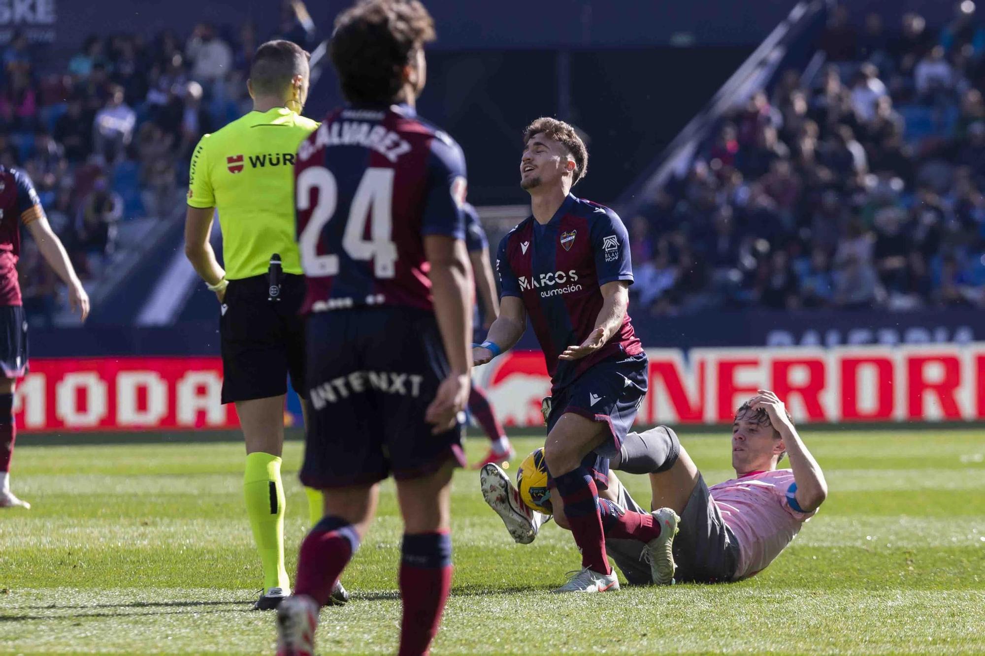 Partido Levante - Sporting de Gijón