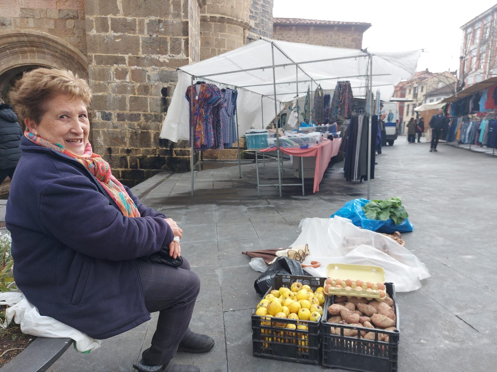 En imágenes: Así fue el martes de mercado, en una jornada floja de visitas