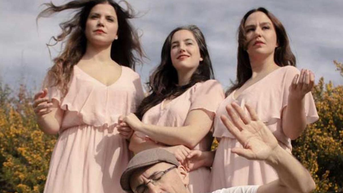 De Vacas, cuarteto musical con Inés Salvado, Paula Romero e Faia Díaz, serán as pregoeiras do Entroido compostelán