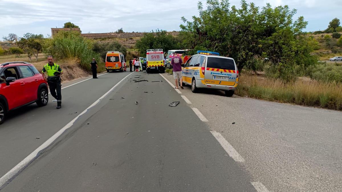 La carretera se ha cortado mientras se atendía a los heridos