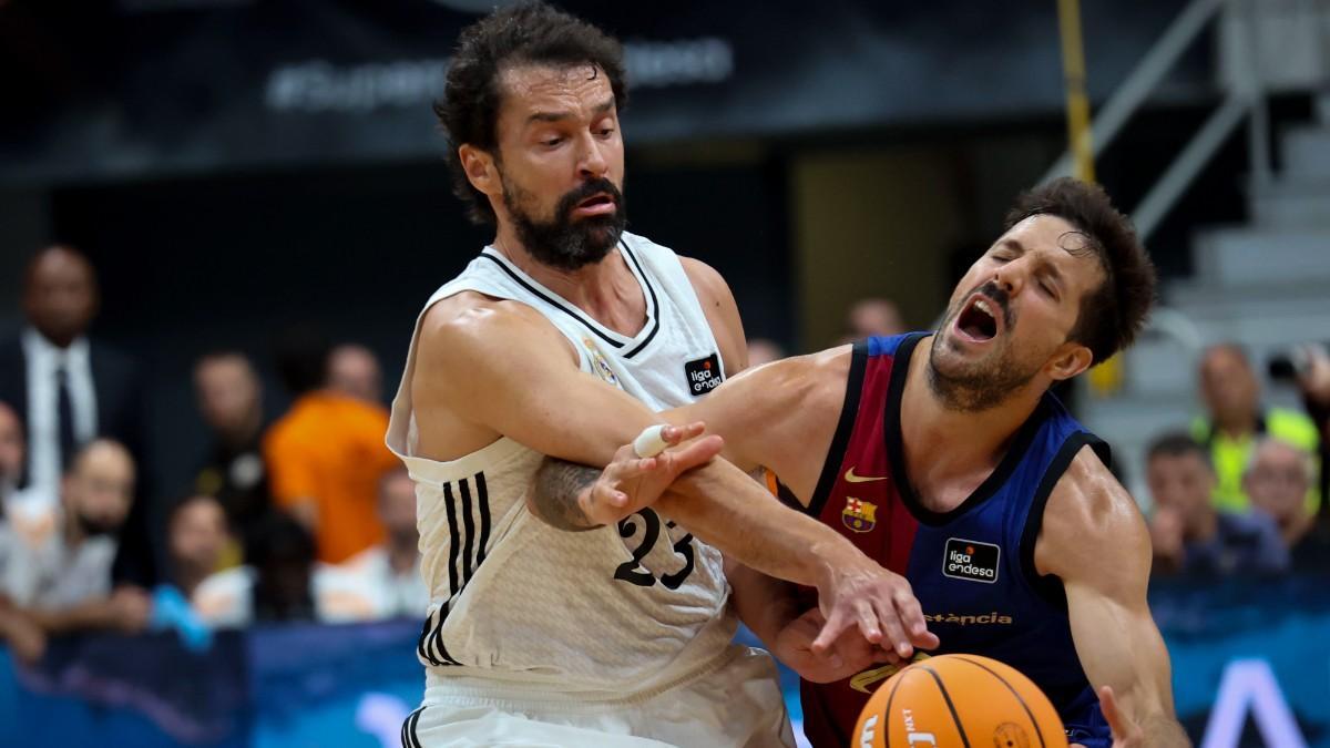 Nico Laprovittola, ante Sergio Llull en la Supercopa Endesa