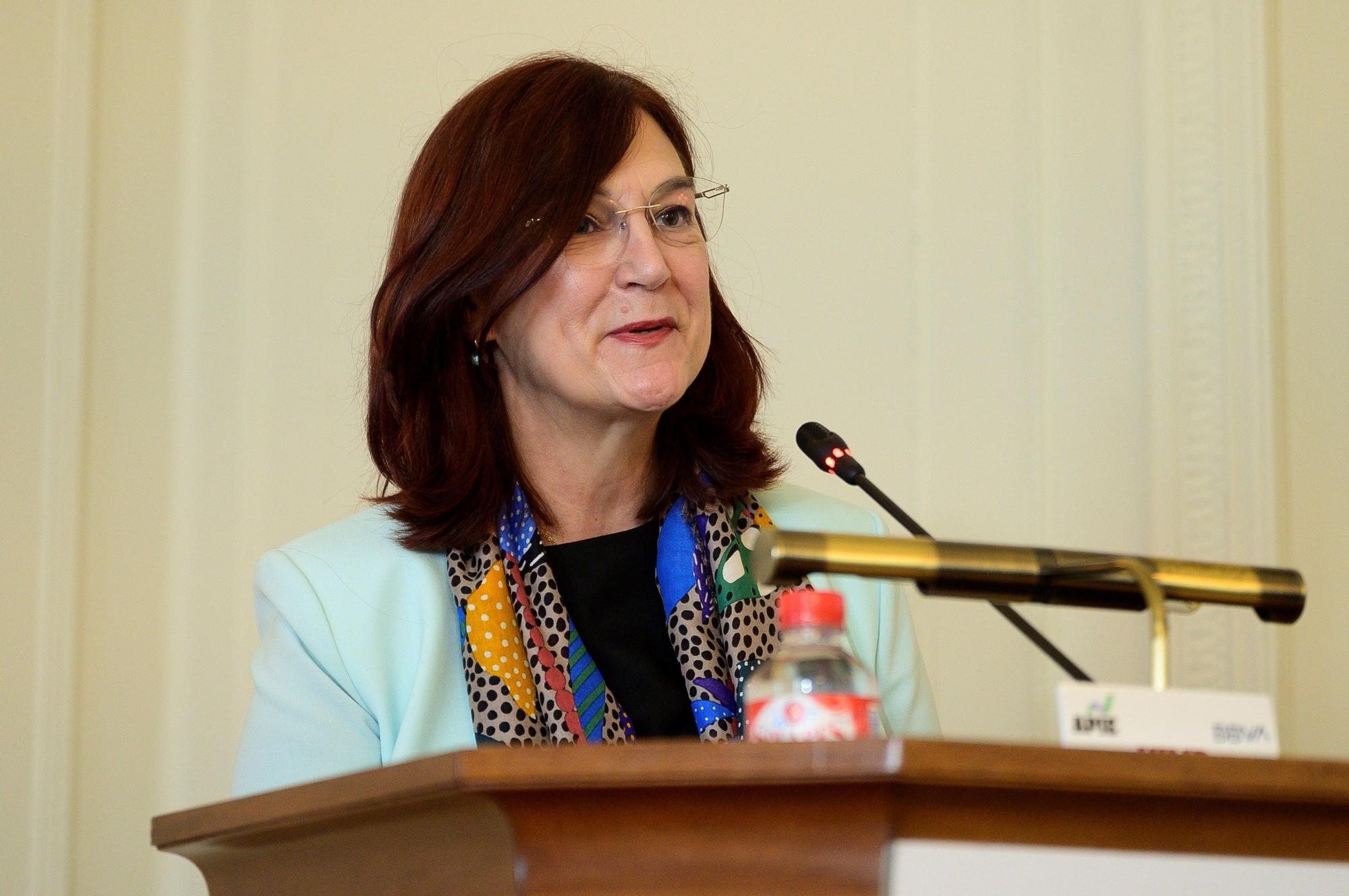 La presidenta de la CNMC, Cani Fernández